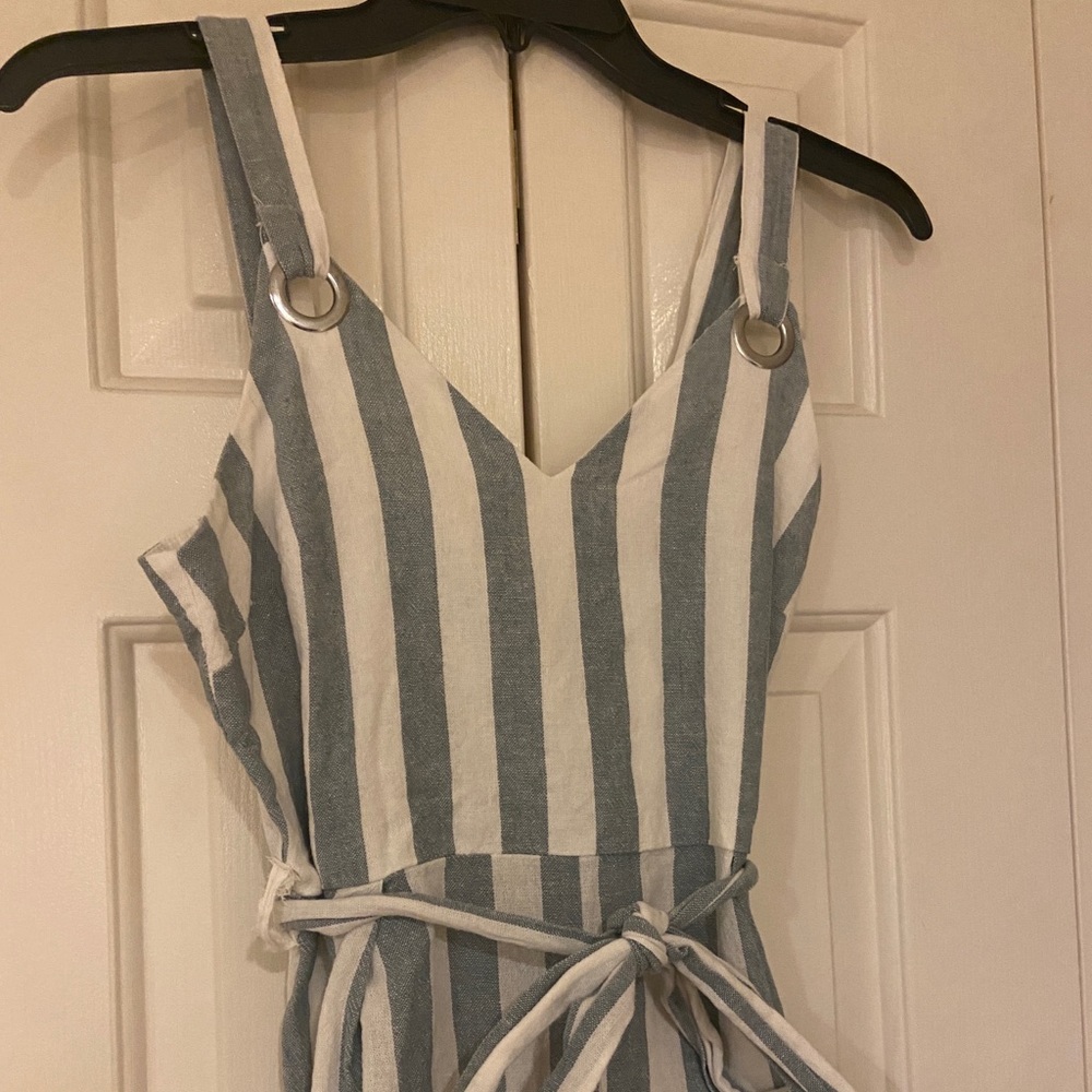 Altar’d State Romper, size S